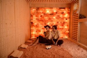Người bị huyết áp thấp có nên xông hơi không? Những điều lưu ý nào khi xông hơi bạn nên biết?